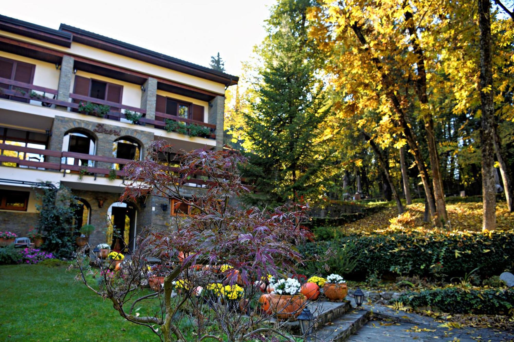 Hotel Restaurant Dreri Тирана Екстер'єр фото